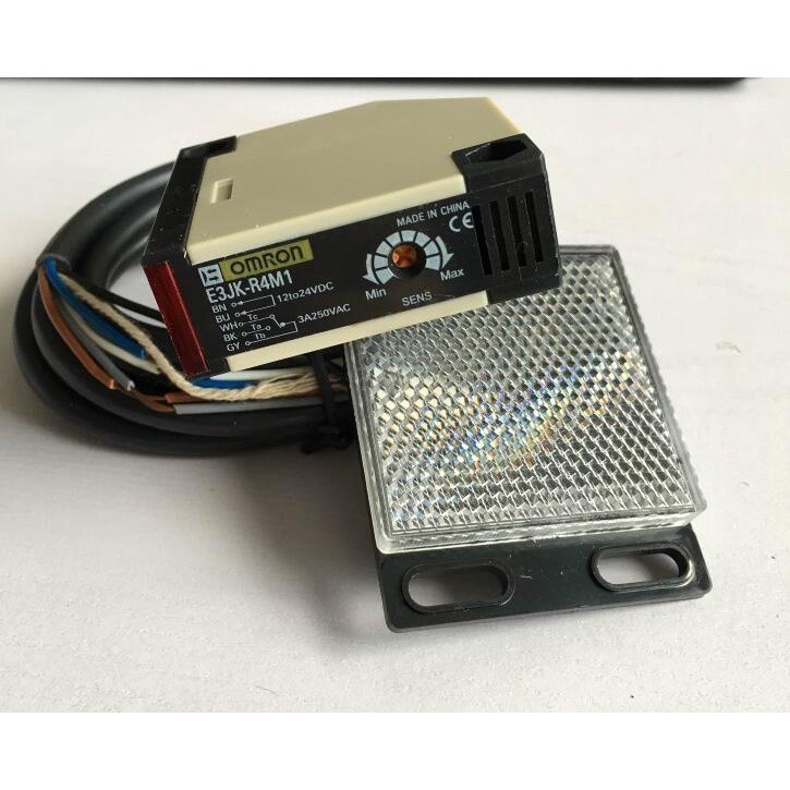 Cảm biến omron giá tốt e3jk-r4m1
