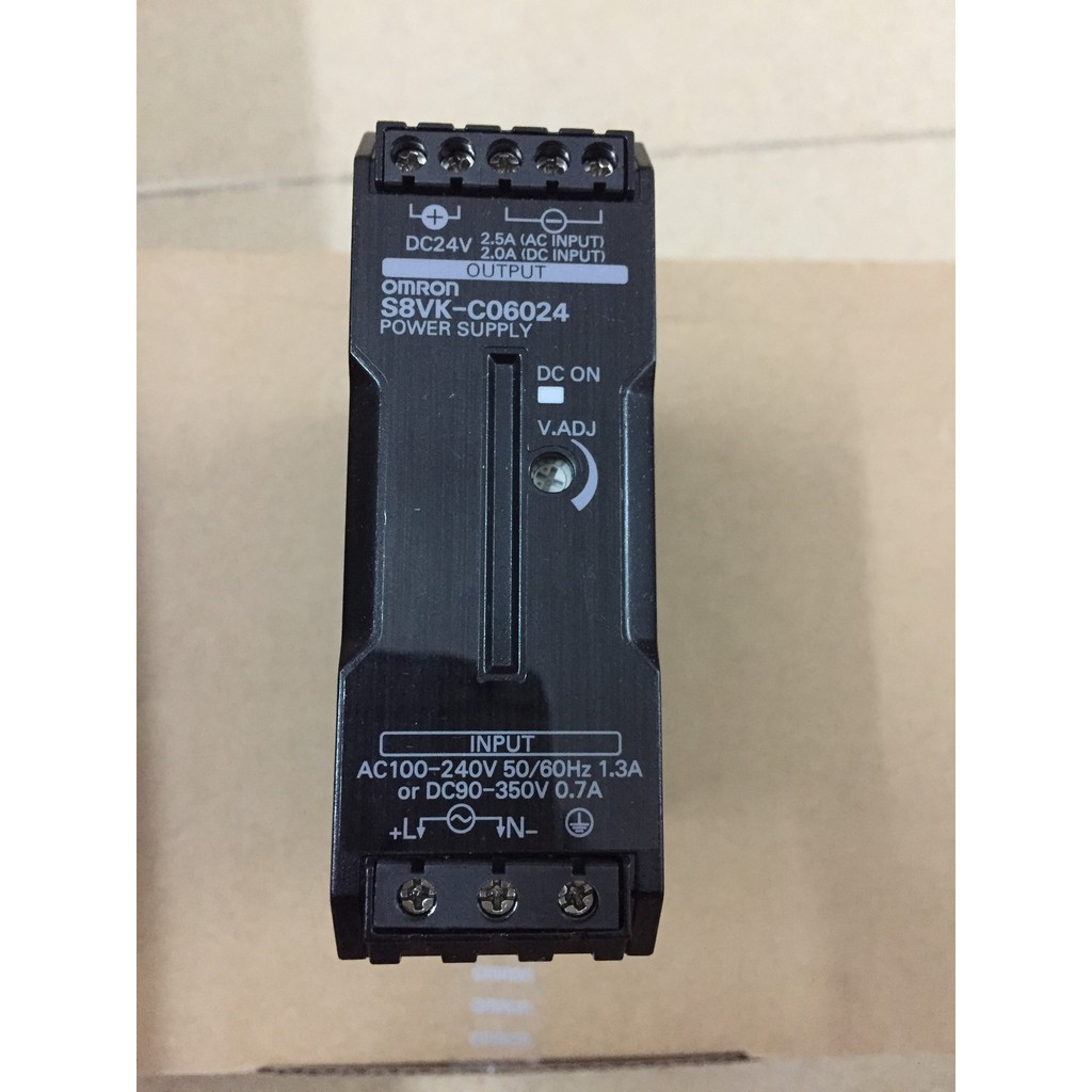 Bộ nguồn Omron S8VK-C06024 2.5A 24VDC 60W